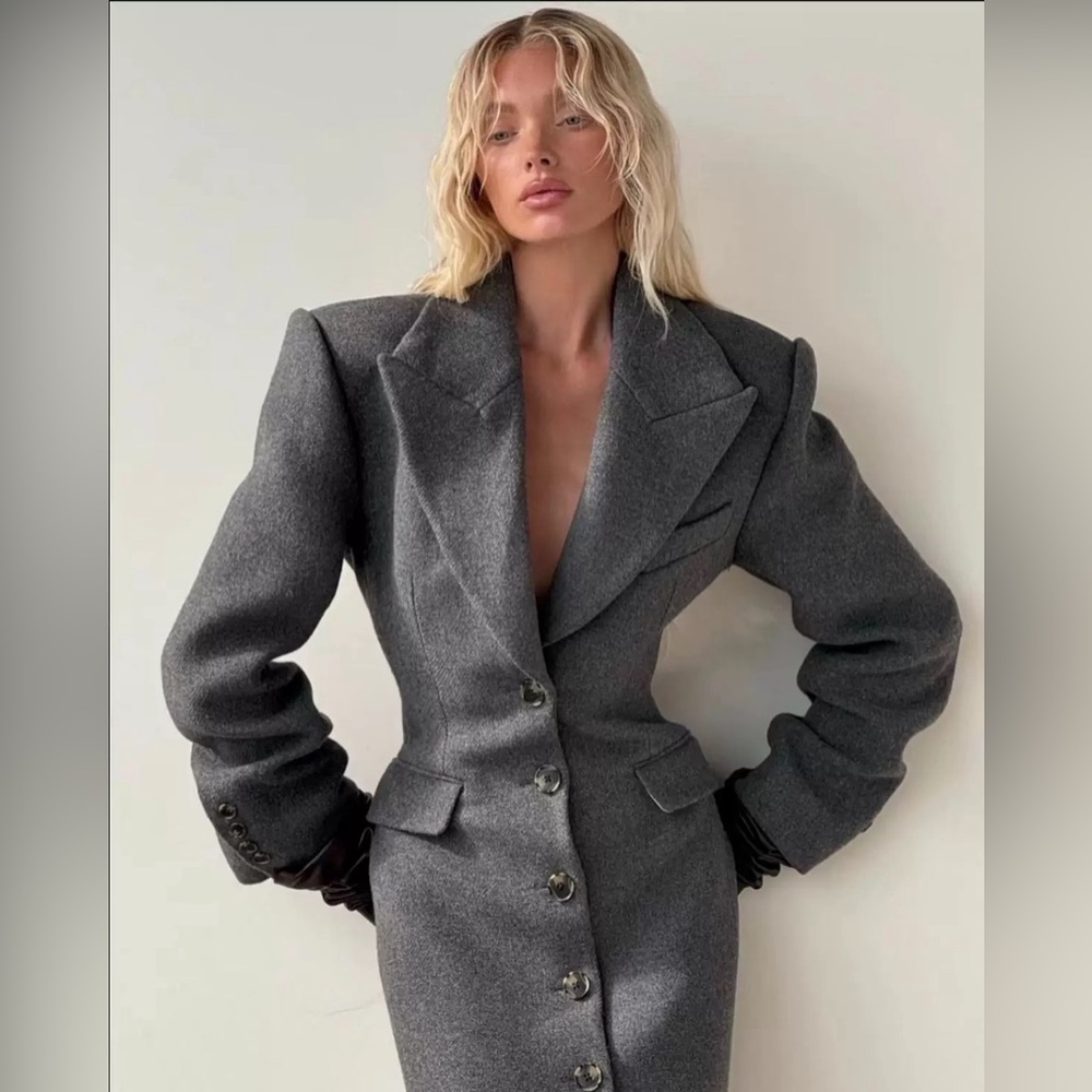 Helsa NWOT HELSA ITALIAN WOOL BLEND TOPCOAT - Picture 6 of 14